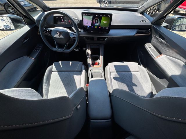 Born 58 kWh 150 kW ACC/RFK/NAV/LED/CCS/PDC/FLA