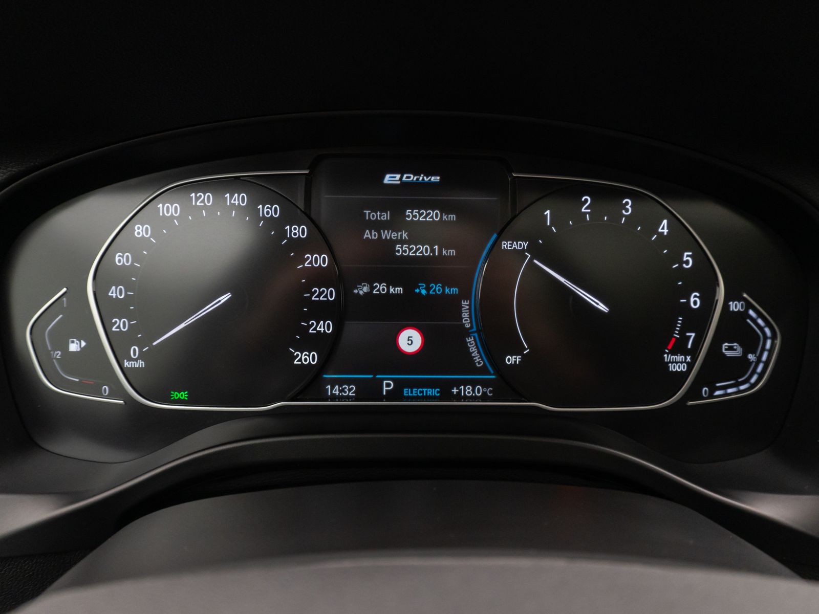 Fahrzeugabbildung BMW X3 xD30e DAB Kamera FernlichtAs Panorama Leder