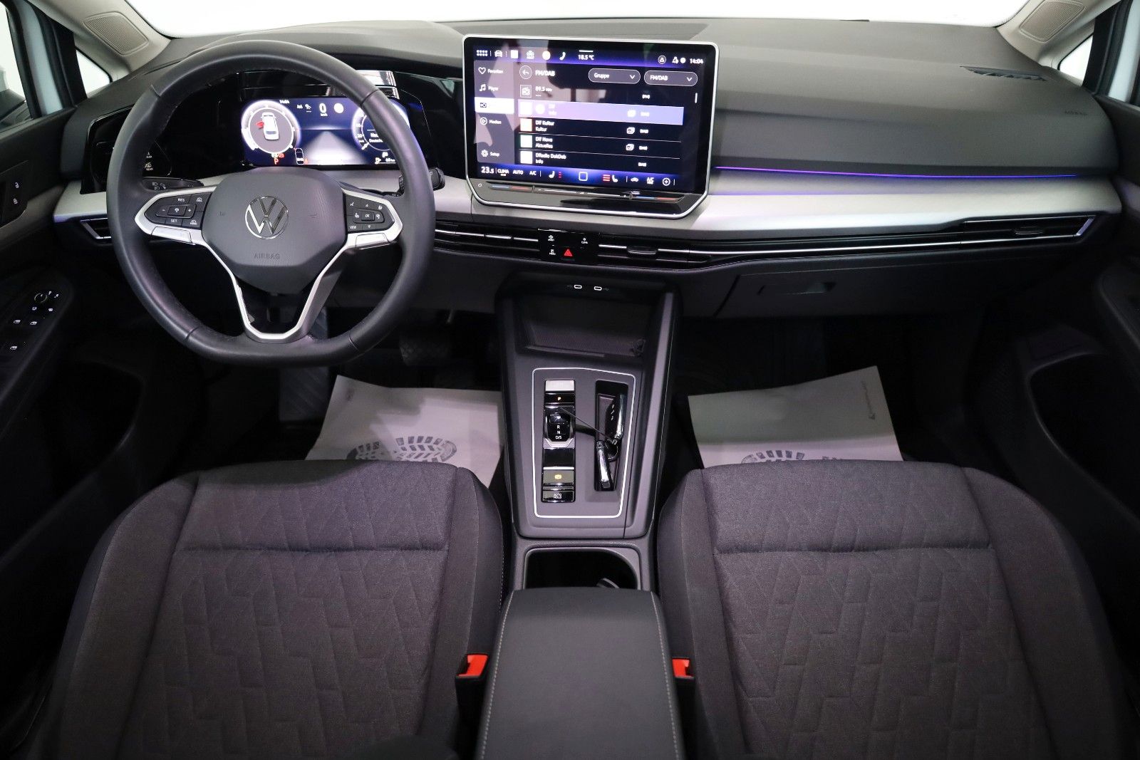 Fahrzeugabbildung Volkswagen Golf VIII Variant Goal, LED, SH, Carplay, ACC