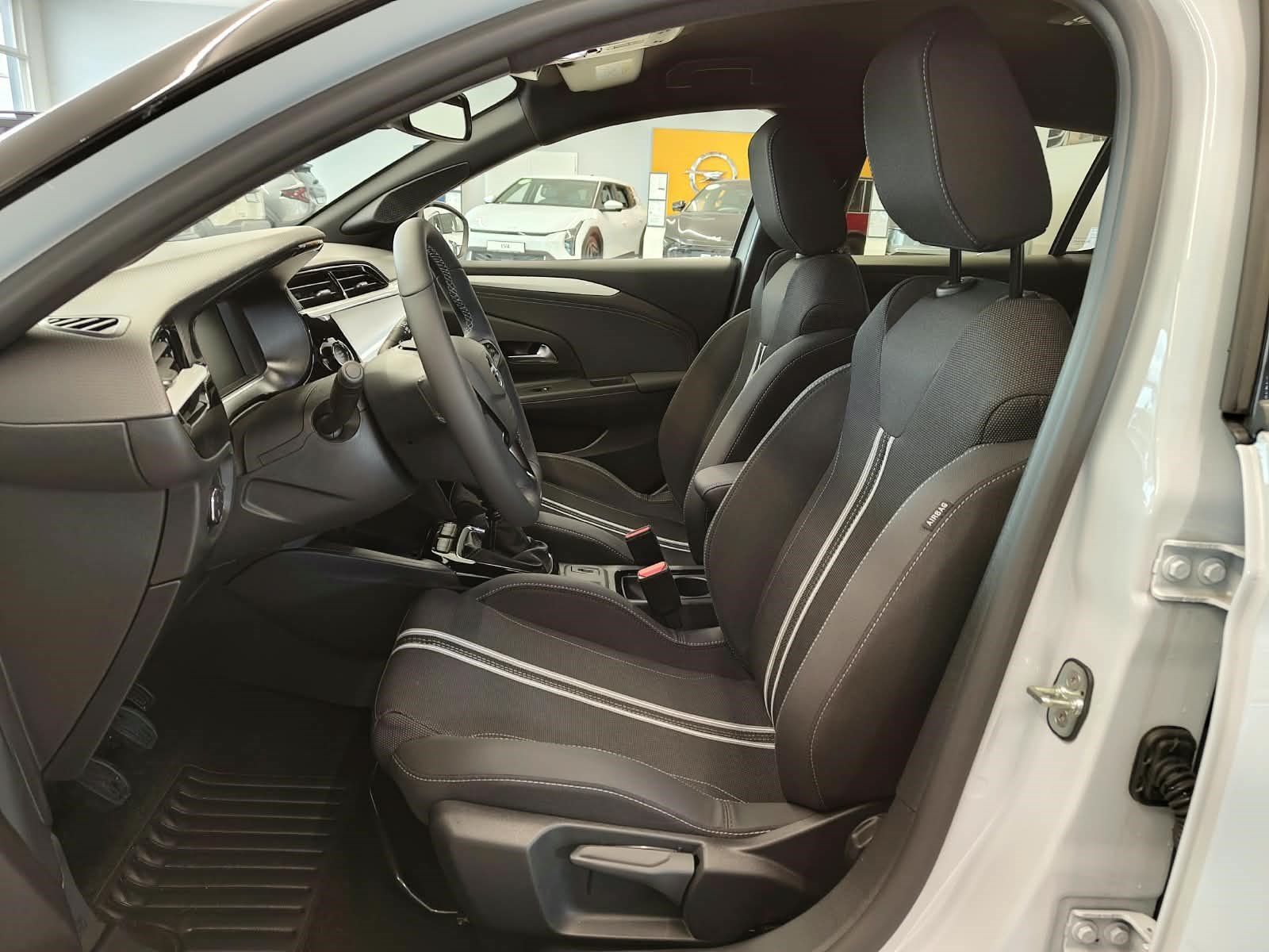 OPEL Corsa 1.2 Turbo GS IntelliLux Navi – Bild 8