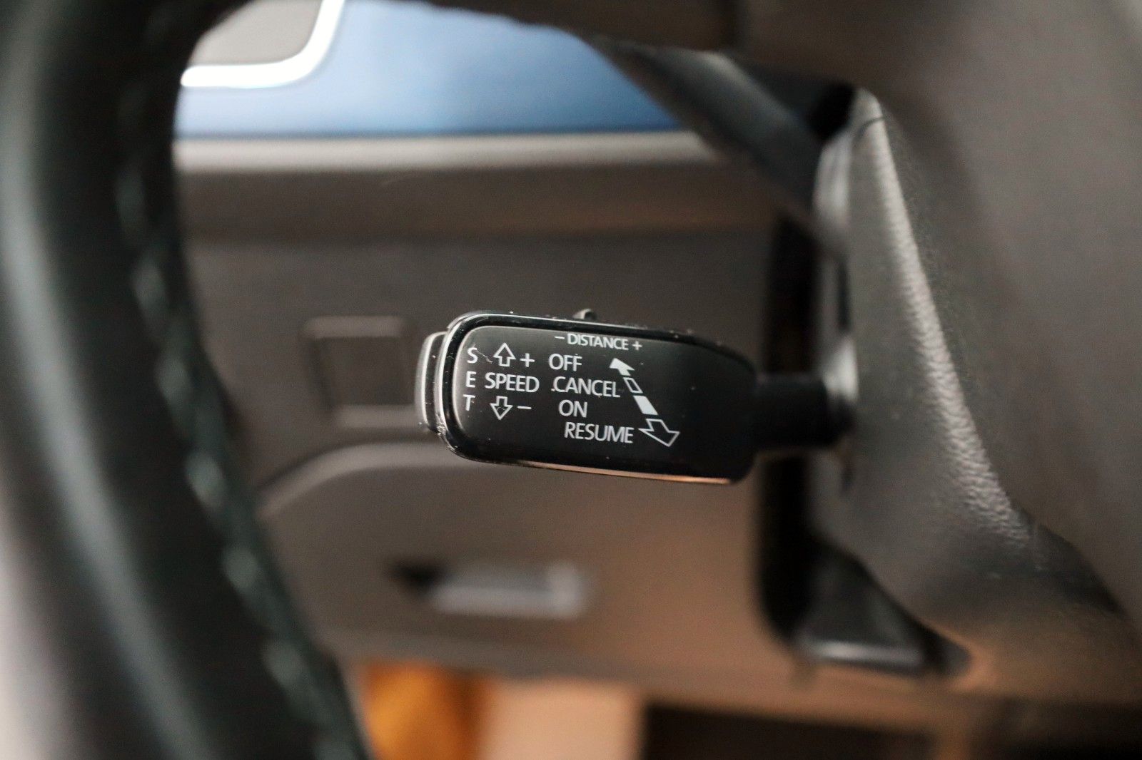 Fahrzeugabbildung SEAT Leon ST Connect, T.Leder, Navi, ACC,LED,AHK,+WR!