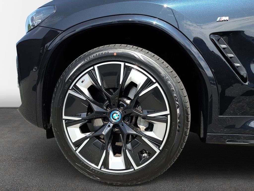 BMW iX3 - Bild 7