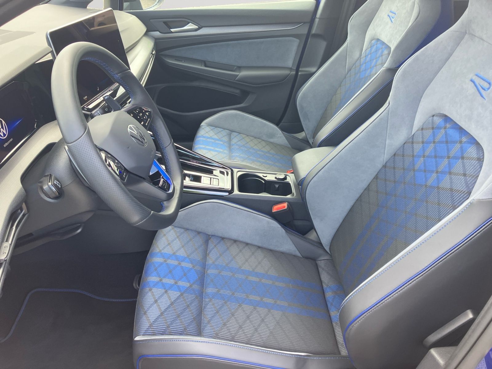 Volkswagen Golf VIII Variant 2.0 TSI 4Motion R LED PDC NAVI foto 9