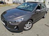 Hyundai +i30+Premium+Automatik+AHK+Pano+Navi - Hyundai i30 Gebrauchtwagen in Nürnberg