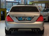 Mercedes-Benz S 63 L AMG *VOLL*Drivers*Performance*NightV* - Mercedes S 63 AMG mit Schiebedach