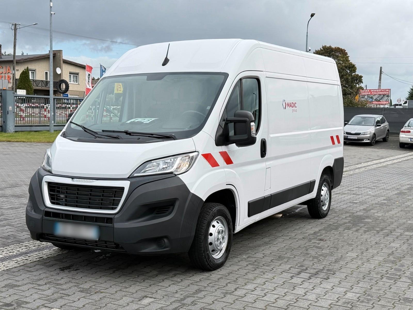 Peugeot Boxer L2H2 Furgon Top Zu Standt