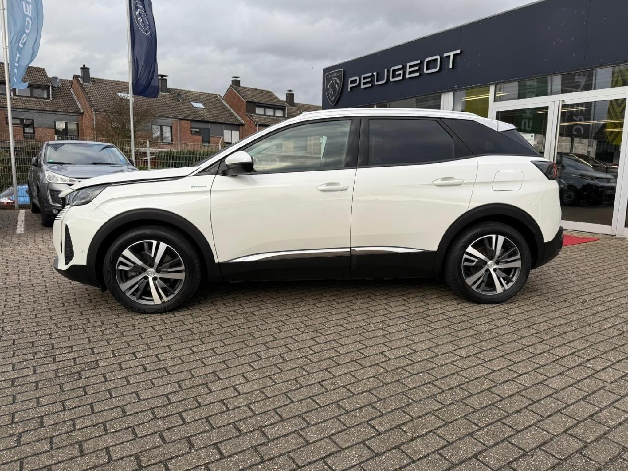Peugeot 3008 Hybrid 225 Allure Pack