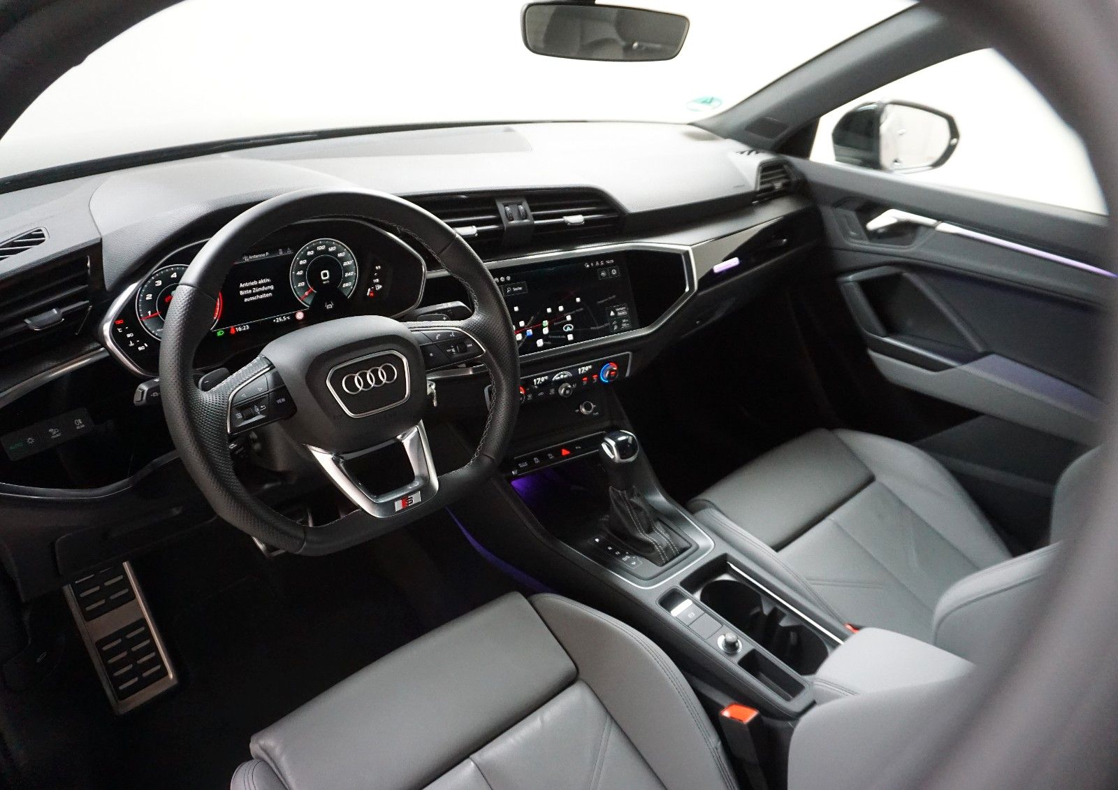 Audi Q3 Sportback 40 TFSI quattro ACC PANO S-LINE foto 13