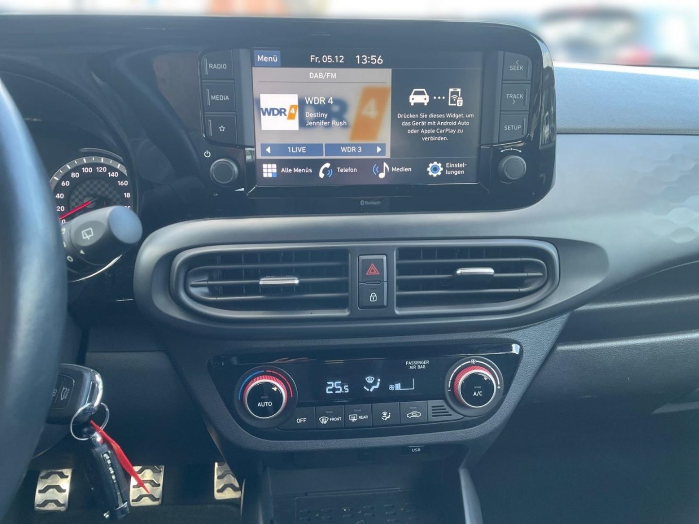 Fahrzeugabbildung Hyundai i10 1.0 Turbo N Line Allwetter Navi Sitzheizung