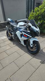 Suzuki Gsxr 1000 - SUZUKI GSXR
