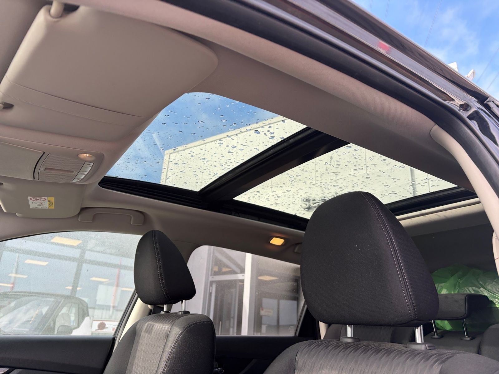 Fahrzeugabbildung Nissan X-Trail 1.6 DIG-T Acenta 4x2
