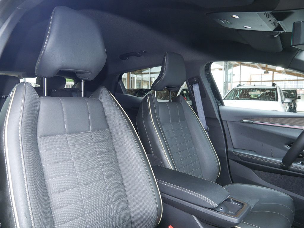 Fahrzeugabbildung Renault Megane E-Tech EV60 220 Iconic