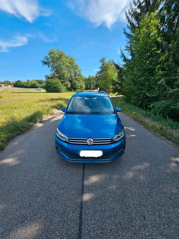 Image of Volkswagen Touran