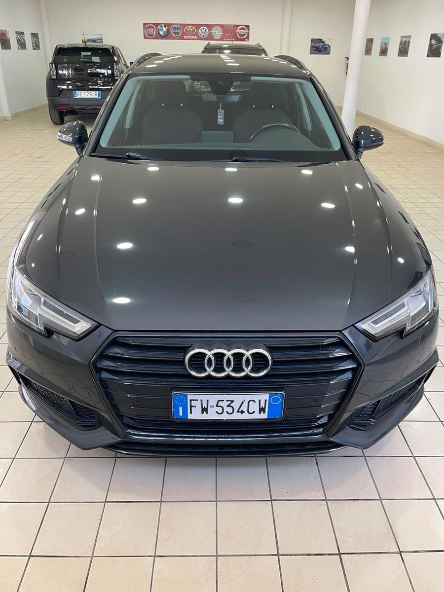 Audi A4 - 1