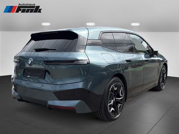 BMW iX xDrive50 Sportpaket HK HiFi DAB Pano.Dach