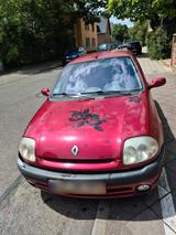 Renault Verkaufe meinen super schnellen Clio mit 1... - gebrauchte Renault Clio aus dem Jahr 2000