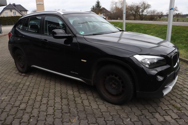 BMW X1 sDrive18d*AHK*Lenkradheizung*PDC*Sitzheizung*