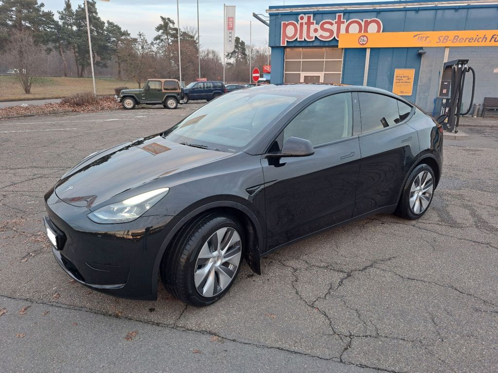 Image of Tesla Model Y