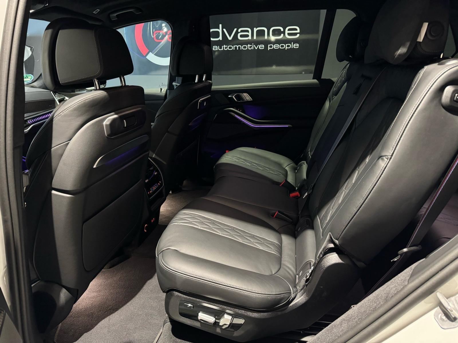 BMW X7 xDrive40d M Sport Pro "22" – 7