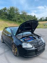 Volkswagen Golf 5 V R32 Turbo - Volkswagen: R32 Turbo