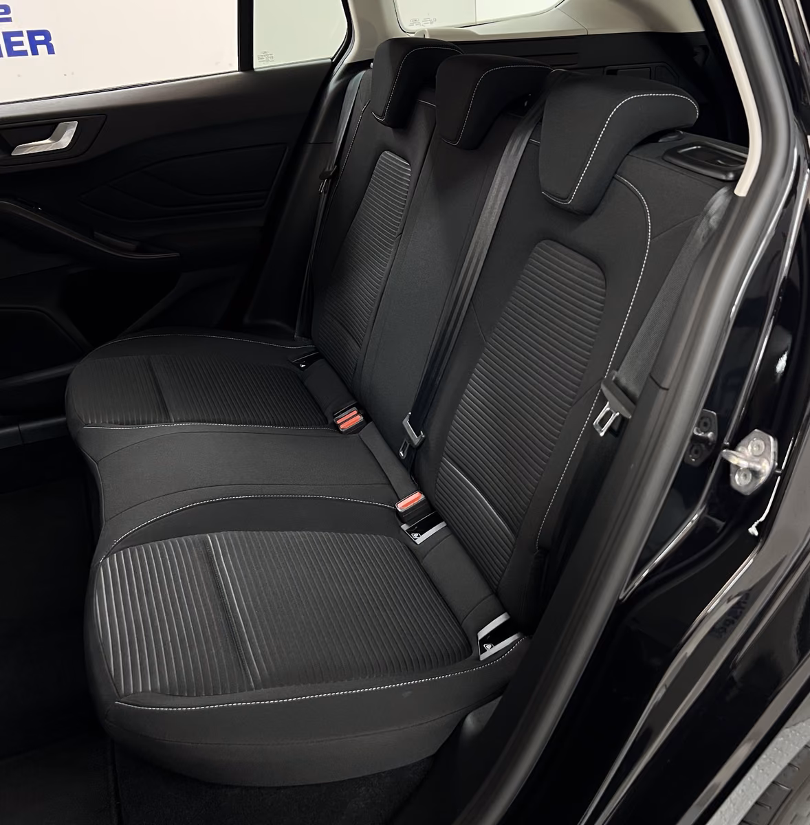 Ford Focus Titanium Tur. AT 1,0-92kW NAVI KAMERA EU6d, миниатюра 19