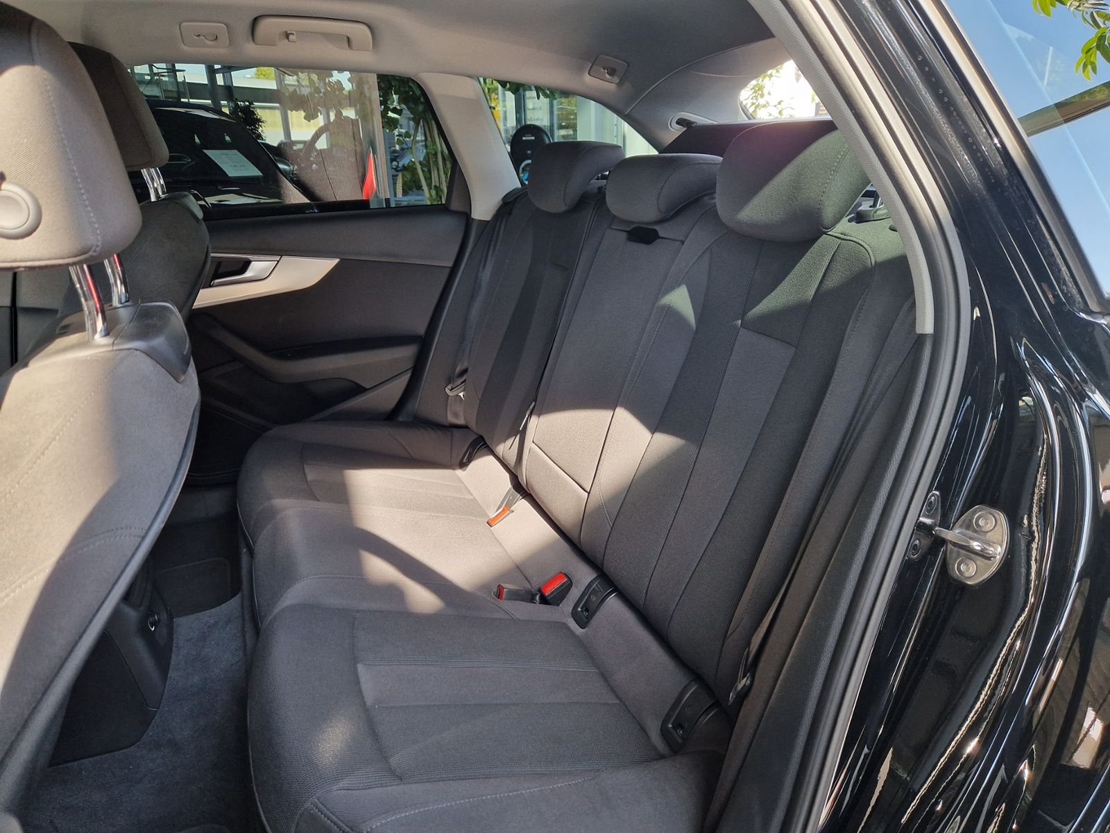 Fahrzeugabbildung Audi A4 Avant sport KLIMA XENON NAVI ALU