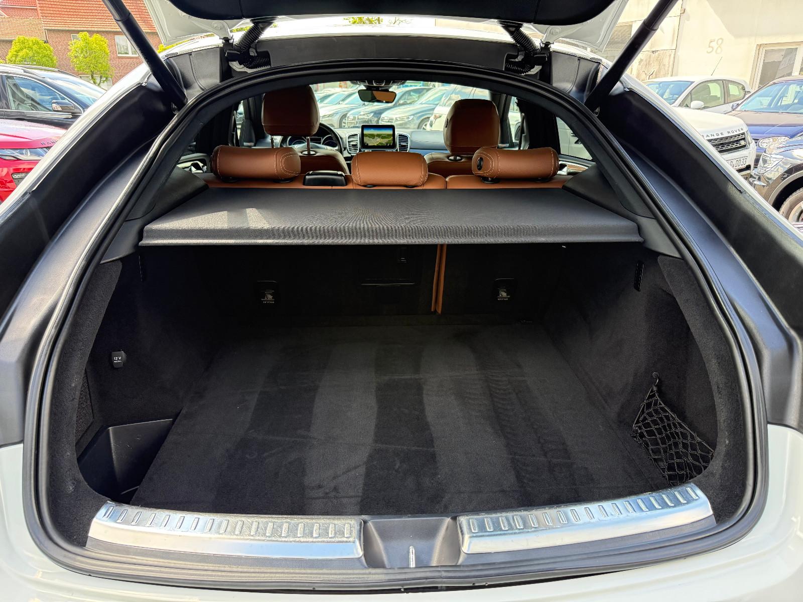 Mercedes-Benz GLE 350 d Cou 4Mat AMG+Bi-Xen+Navi+Kam+Pano+AHK