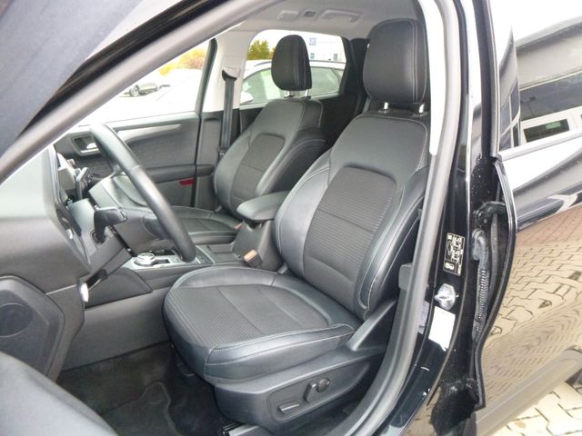 Fahrzeugabbildung Ford Kuga 2.5 Duratec Plug-in-Hybrid Titanium>AUT/LED