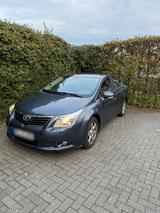Toyota Avensis - Toyota Avensis in Essen