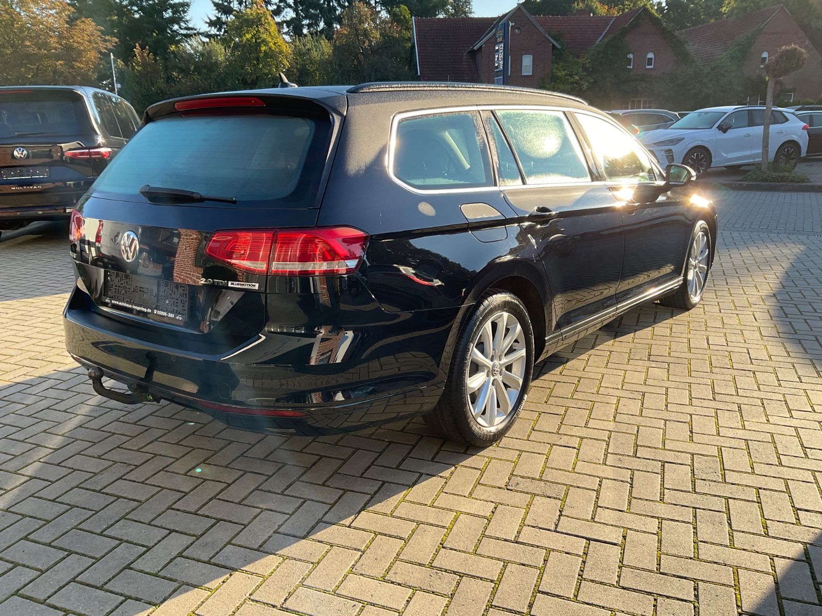 Fahrzeugabbildung Volkswagen Passat Variant 2.0 TDI DSG Comfort,AHK,Navi,ACC