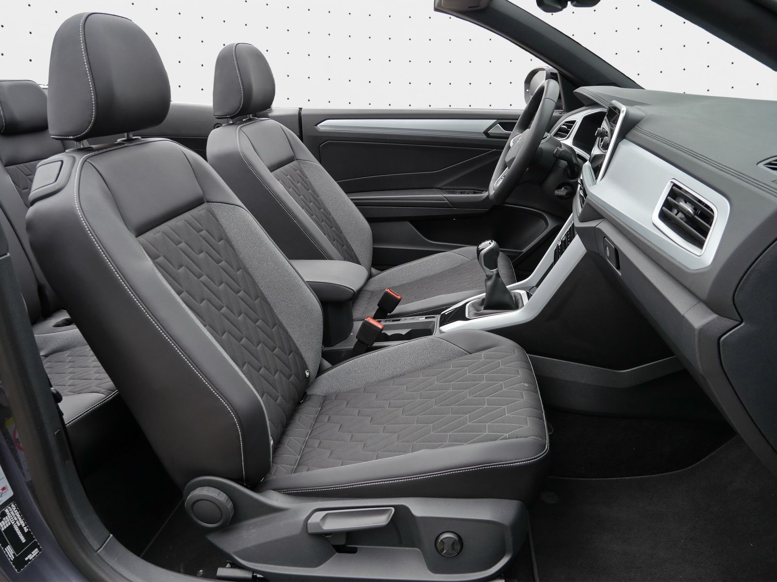 Volkswagen T-Roc - Bild 4