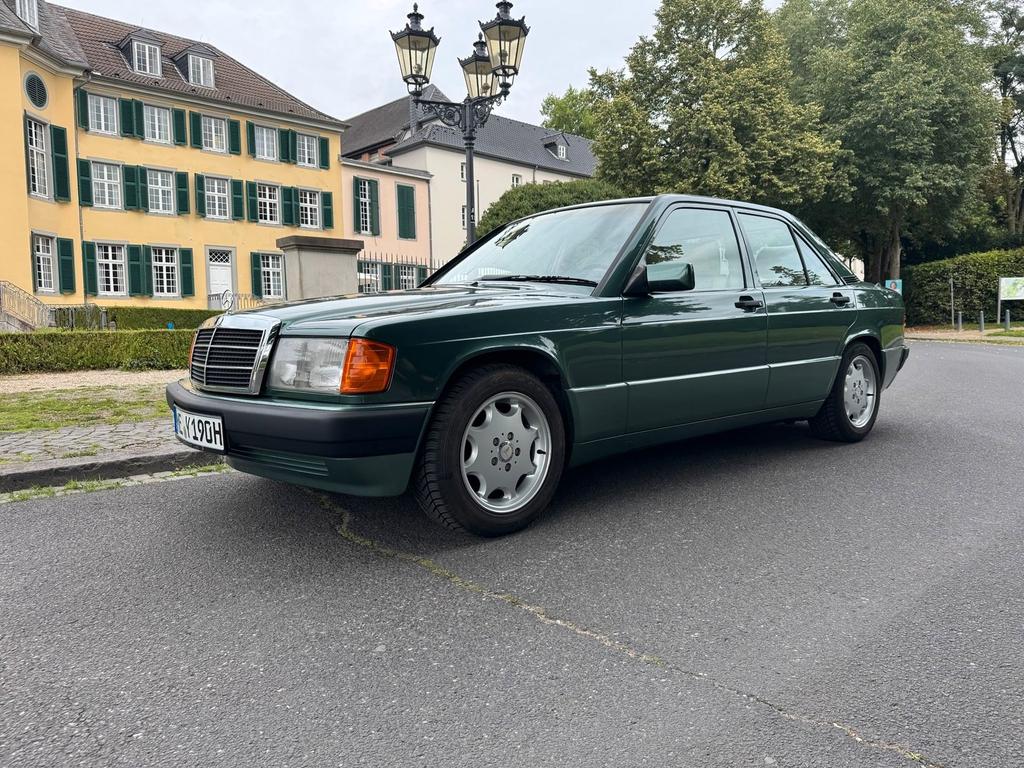 Mercedes-Benz 190