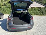 Tesla Model Y Große Reichweite - Allradantrieb - - Tesla Model Y von privat