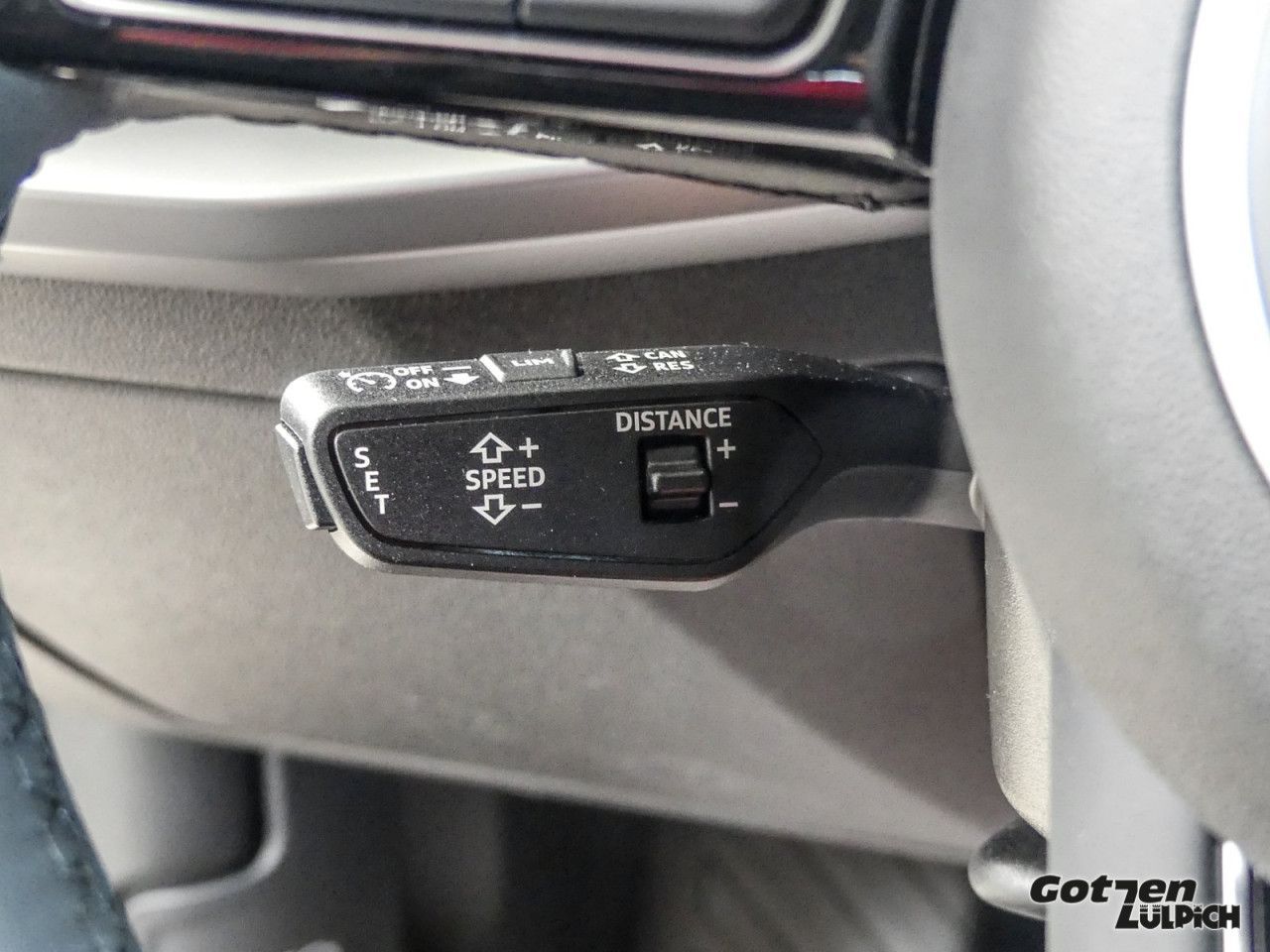 Fahrzeugabbildung Audi A3 Sportback 35 TFSI S line S tronic Navi Sitzh.