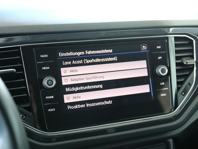 Volkswagen T-Roc 1.5TSI LED SITZHZ NAVI PDC ACC 18ZOLL