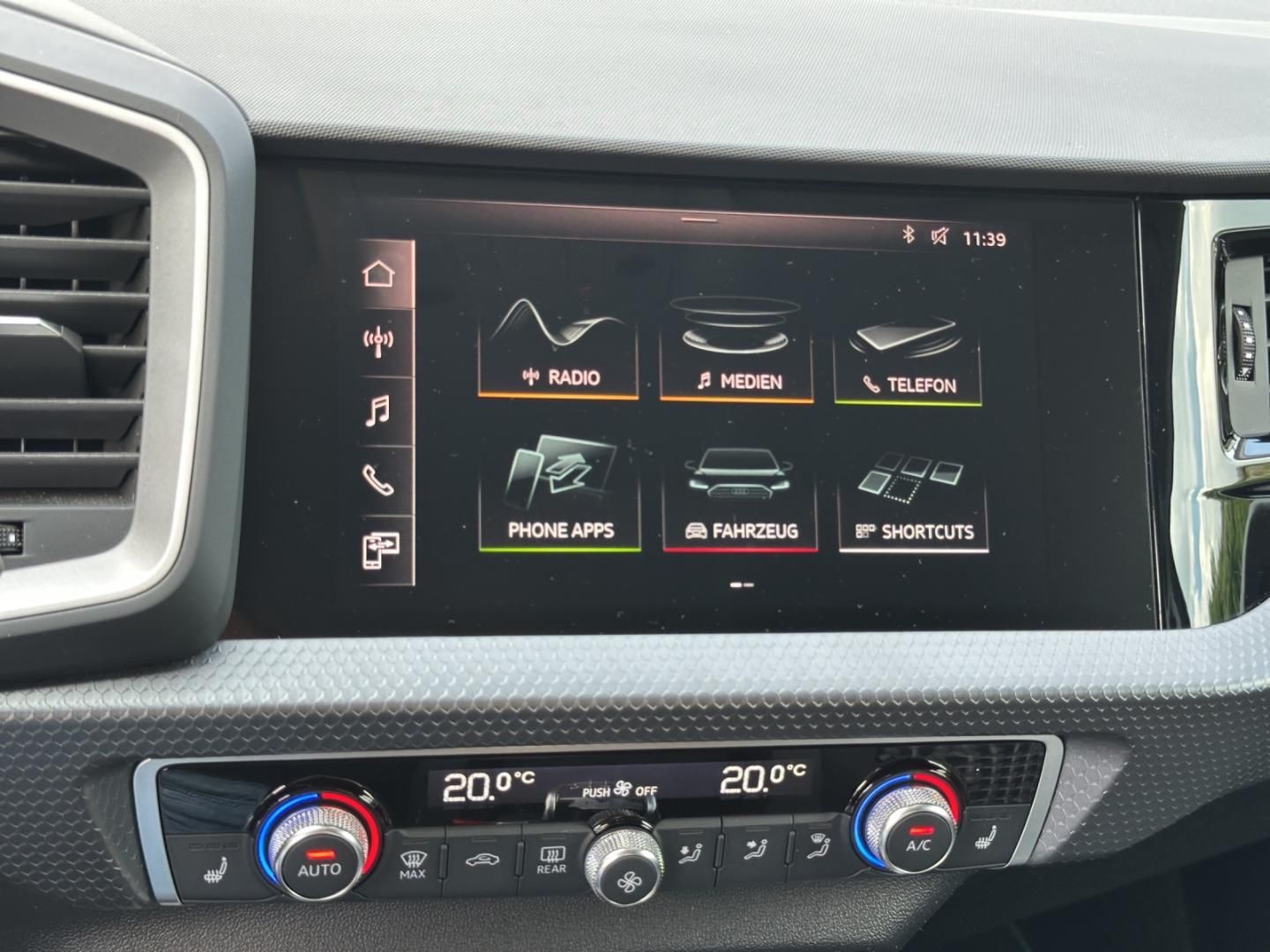 Fahrzeugabbildung Audi A1 Sportback S line