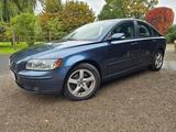 Volvo S40 2.0D 2.0D 2. Hand Klima AHK TÜV gepflegt  - Volvo S40 mit Diesel-Antrieb
