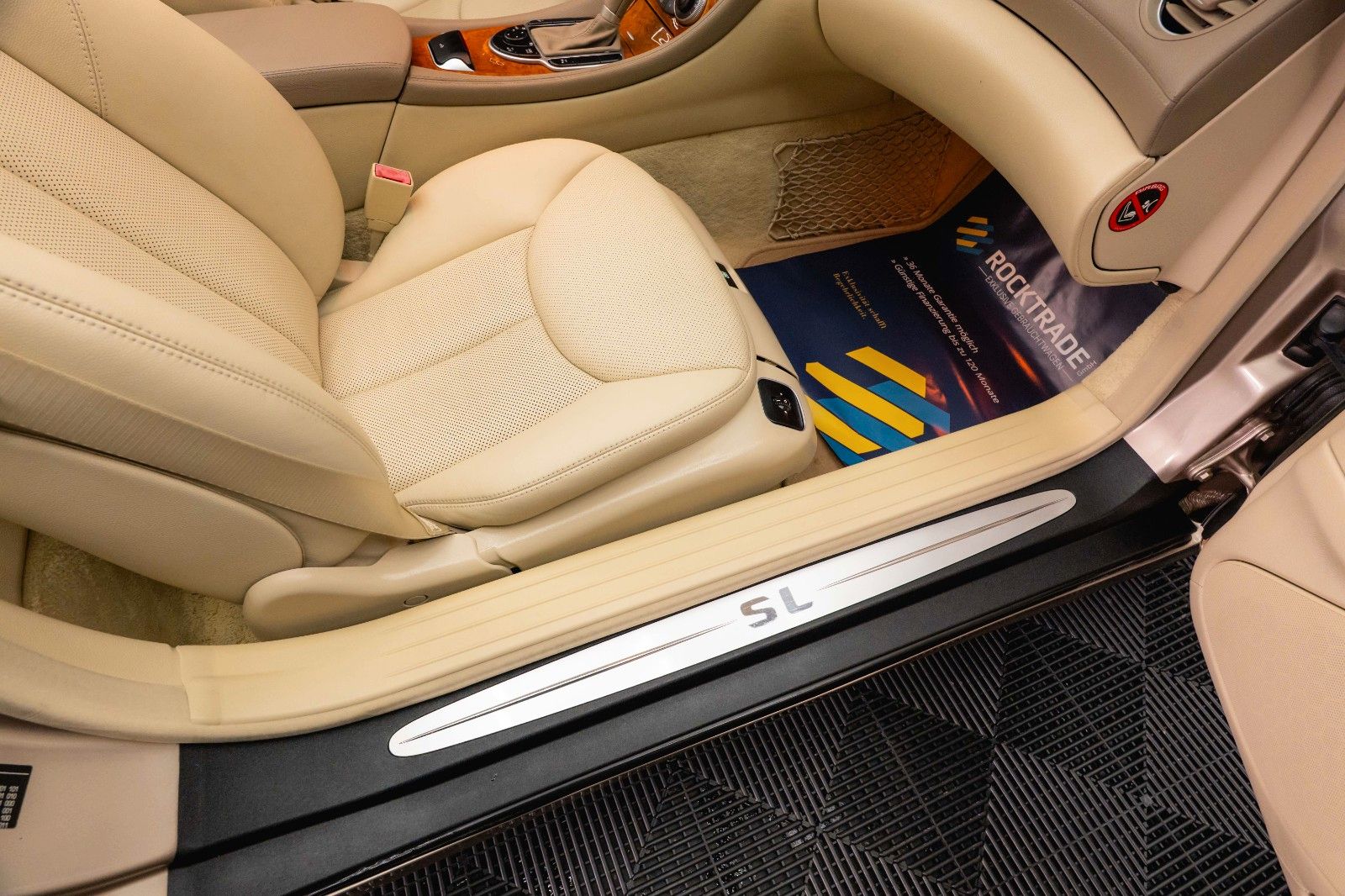 Fahrzeugabbildung Mercedes-Benz SL 500 V8 AMG *Unfallfrei*TÜV NEU*Scheckheft*ABC