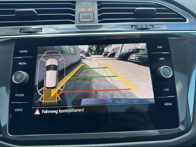 Tiguan 2.0 TDI ELEGANCE PANO+RFK+IQ.LIGHT+eHECK+