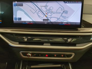 BMW X7 - 6
