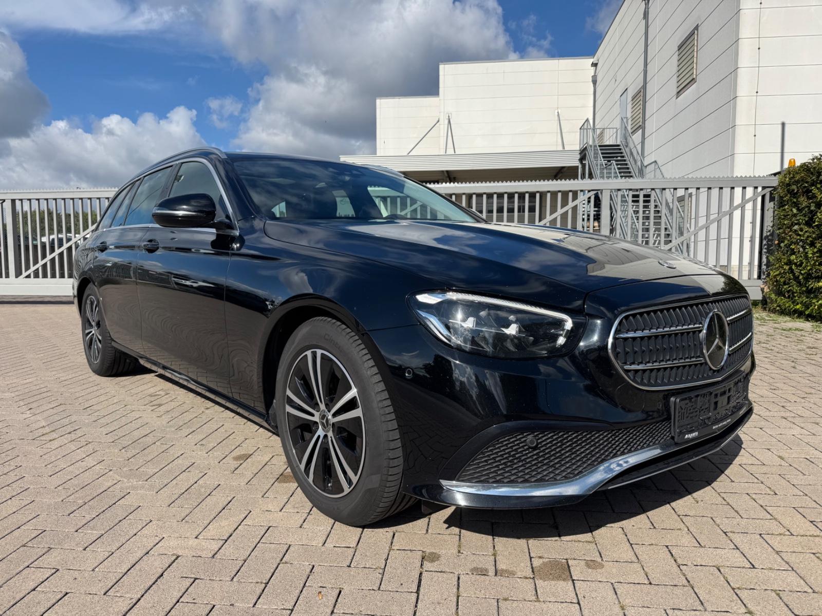 Mercedes-Benz E 200 d T 9G-TRONIC Avantgarde+Panorama
