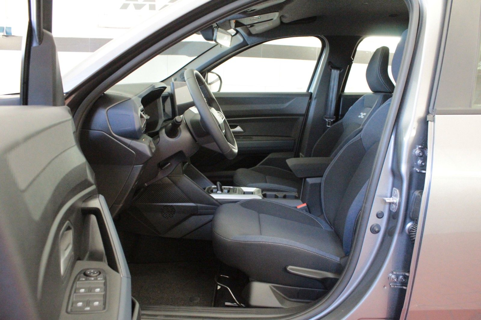 Fahrzeugabbildung Dacia Bigster hybrid 155 Expression*Winter-Plus-Paket*