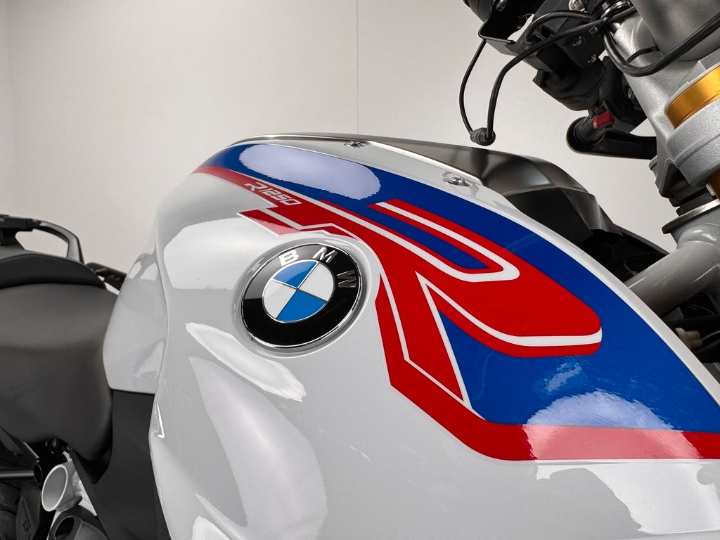 Fahrzeugabbildung BMW R 1250 R *SCHECKHEFTGEPFL. *1. HAND *TOP-ZUSTAND