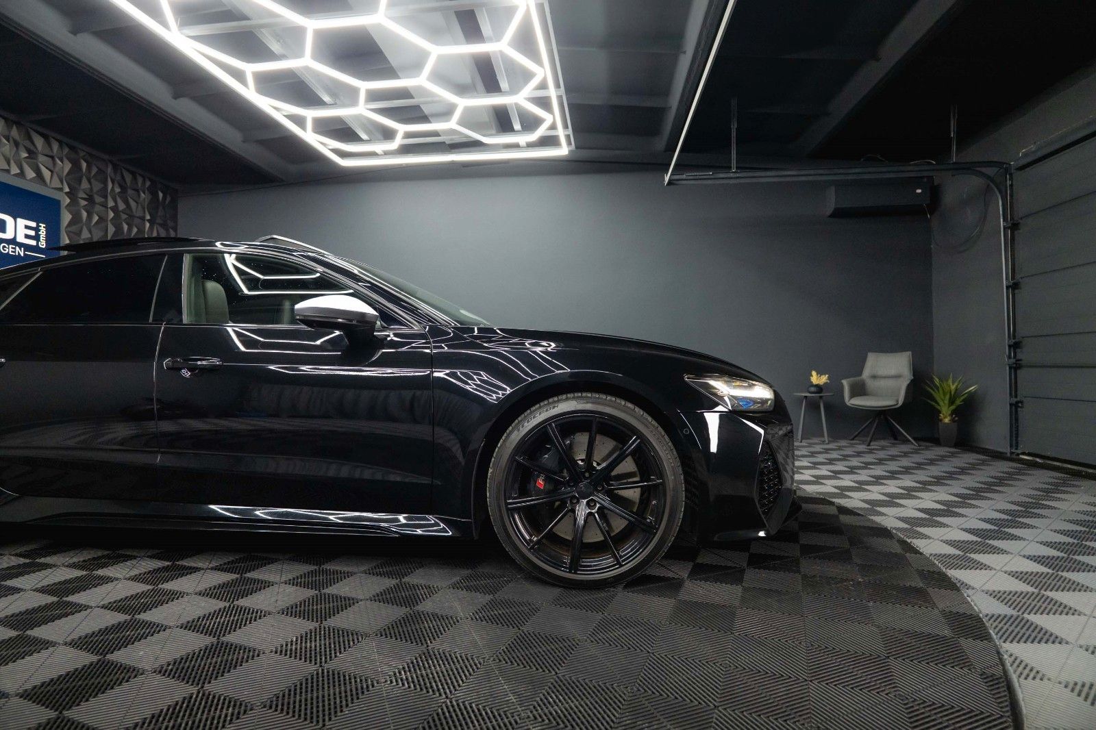 Fahrzeugabbildung Audi RS7 4.0 TFSI quattro | SKY Lounge | Pano | LASER