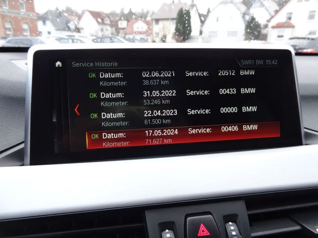 Fahrzeugabbildung BMW X1 xDrive 20i M-Sport/HUD/Pano/Kam/AHK/Navi/