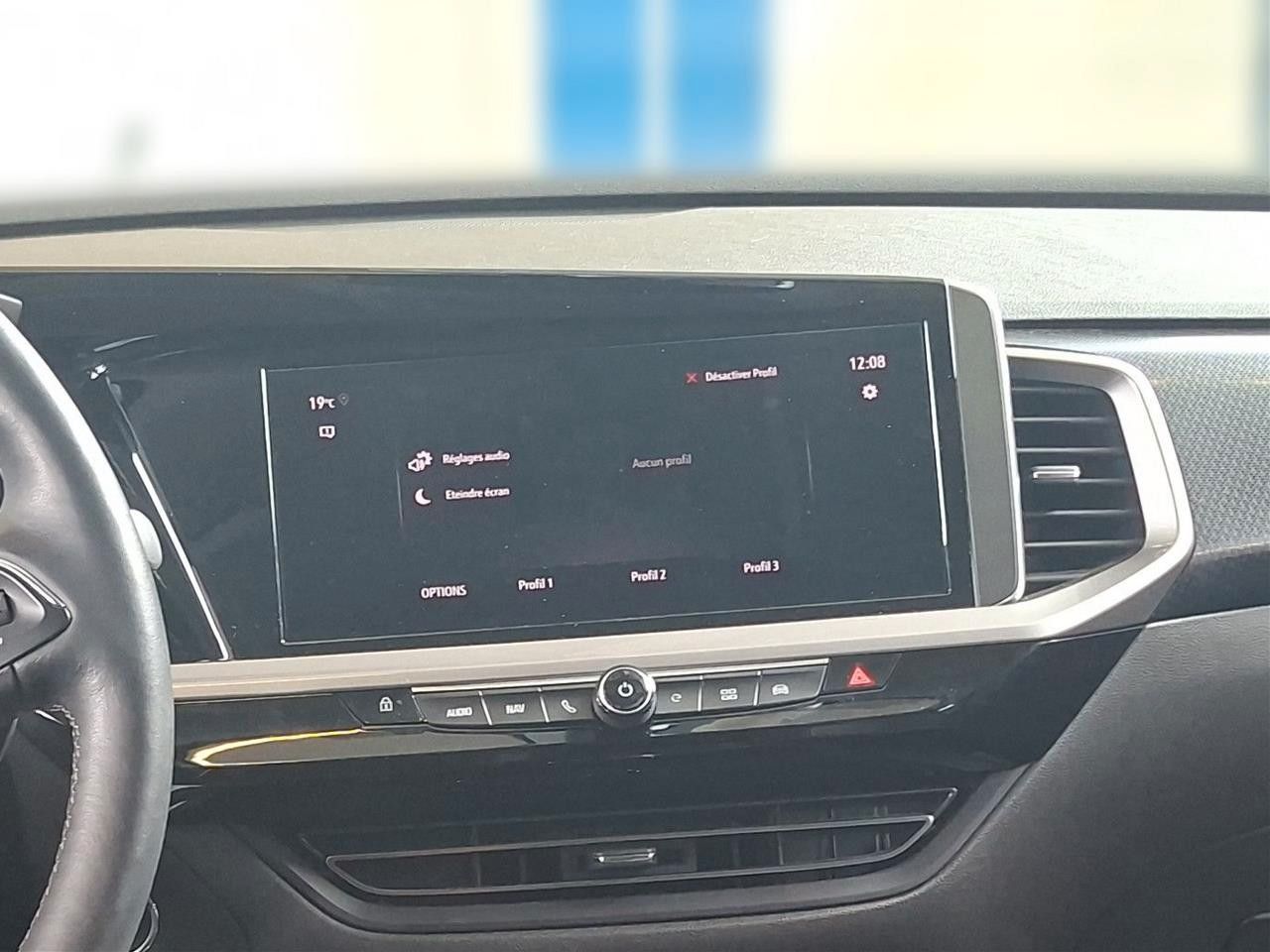 Fahrzeugabbildung Opel Grandland (X) ULTIMATE 4HYBRID NAVI/LED/SPORT/SH
