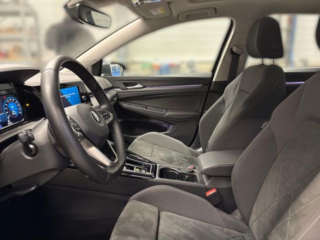 Golf VIII Variant 2.0 TSI DSG STYLE MATRIX LED+P