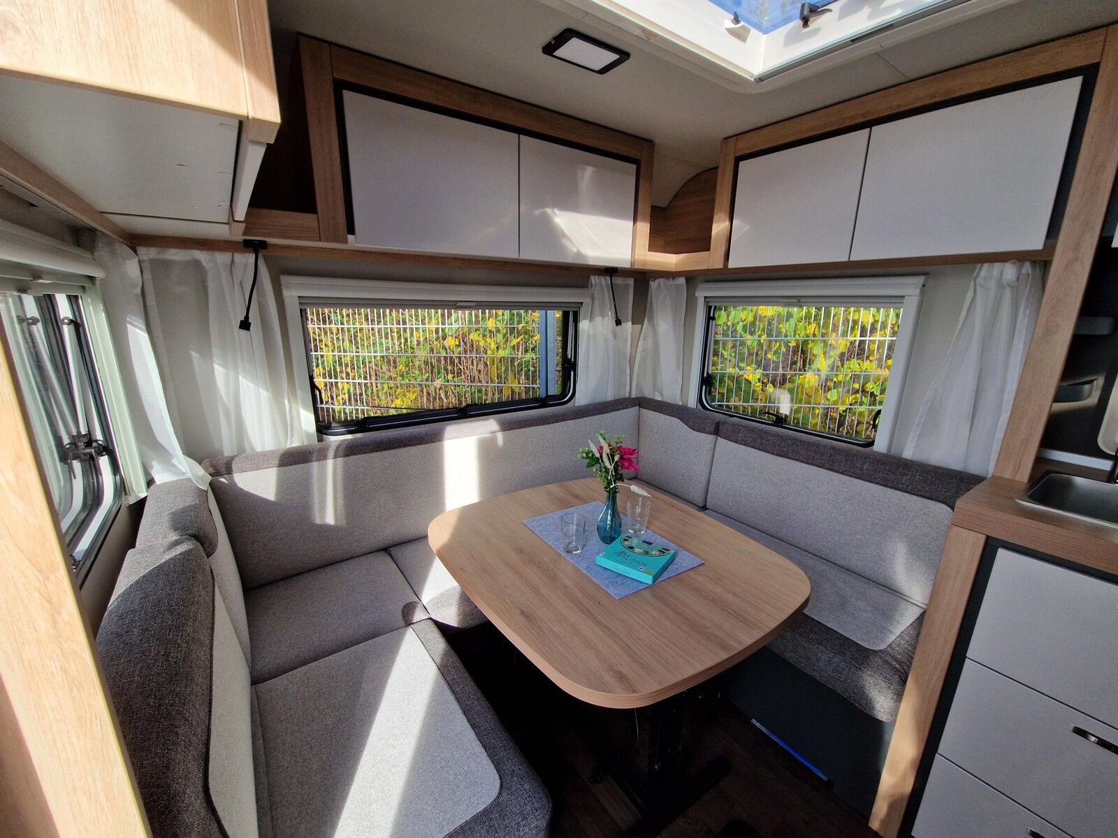 Fahrzeugabbildung Knaus Sport 450 FU