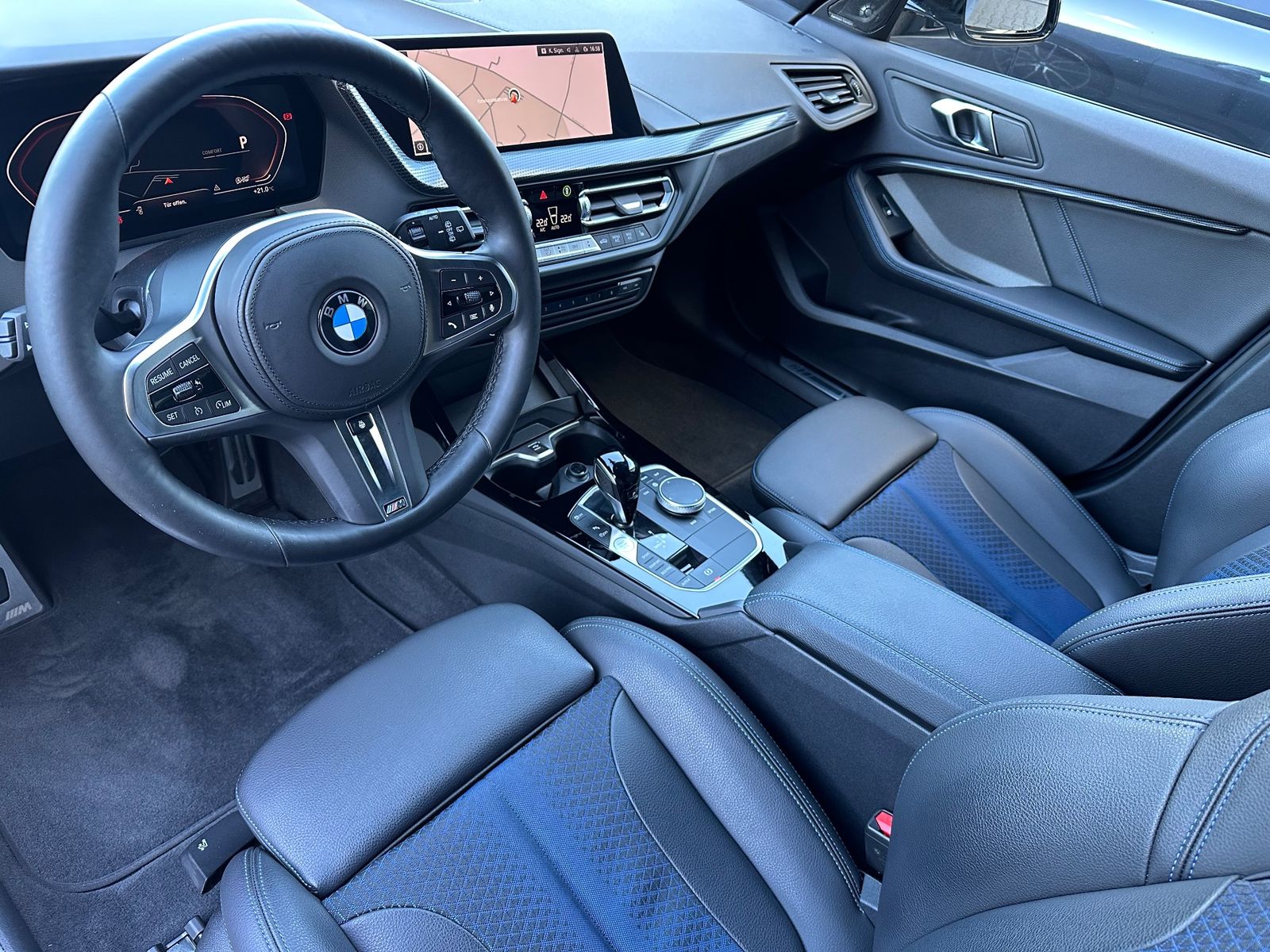 Fahrzeugabbildung BMW 118 i M-Sport NAV+LED+KAMERA+H&K+DA