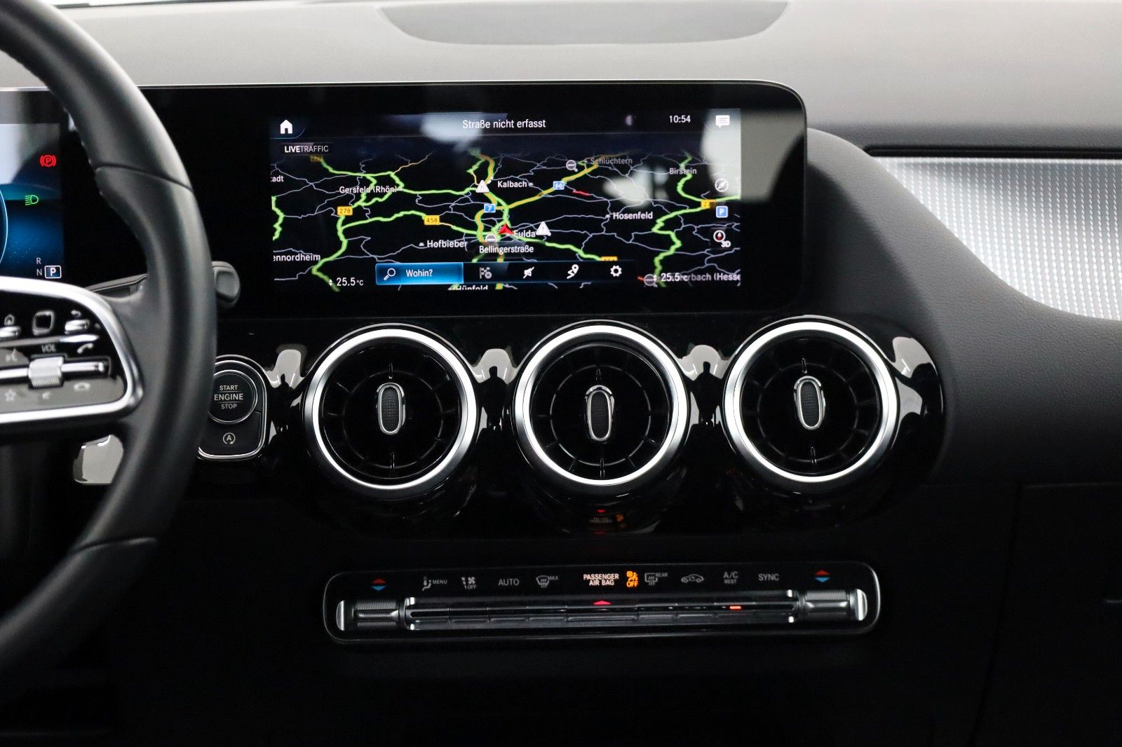 Fahrzeugabbildung Mercedes-Benz GLA 200 d, Automatik, Teillled., Navi, LED, Kam